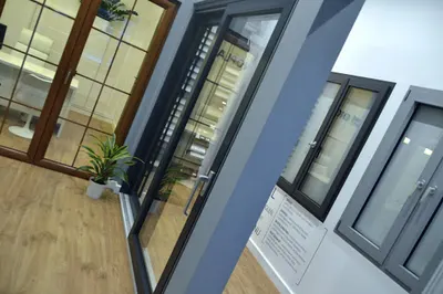 OKNOPLAST WROCŁAW | OKNA DRZWI ROLETY BRAMY | PASZKIEWICZ | SHOWROOM LEGNICKA | Partner Premium |